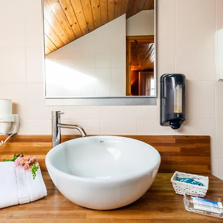 Esquirol (adults Only) 2* Llivia