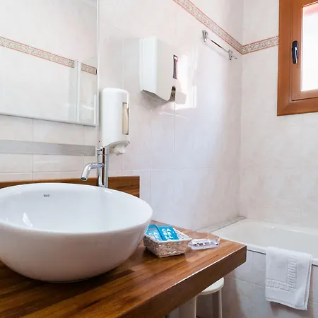 Esquirol (adults Only) Llivia